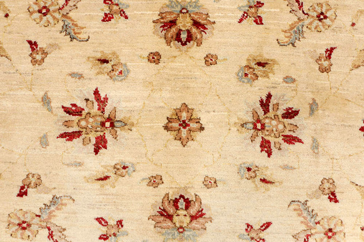 Bisque Ziegler 5' 7 x 8' 1 - No. 48342 - ALRUG Rug Store