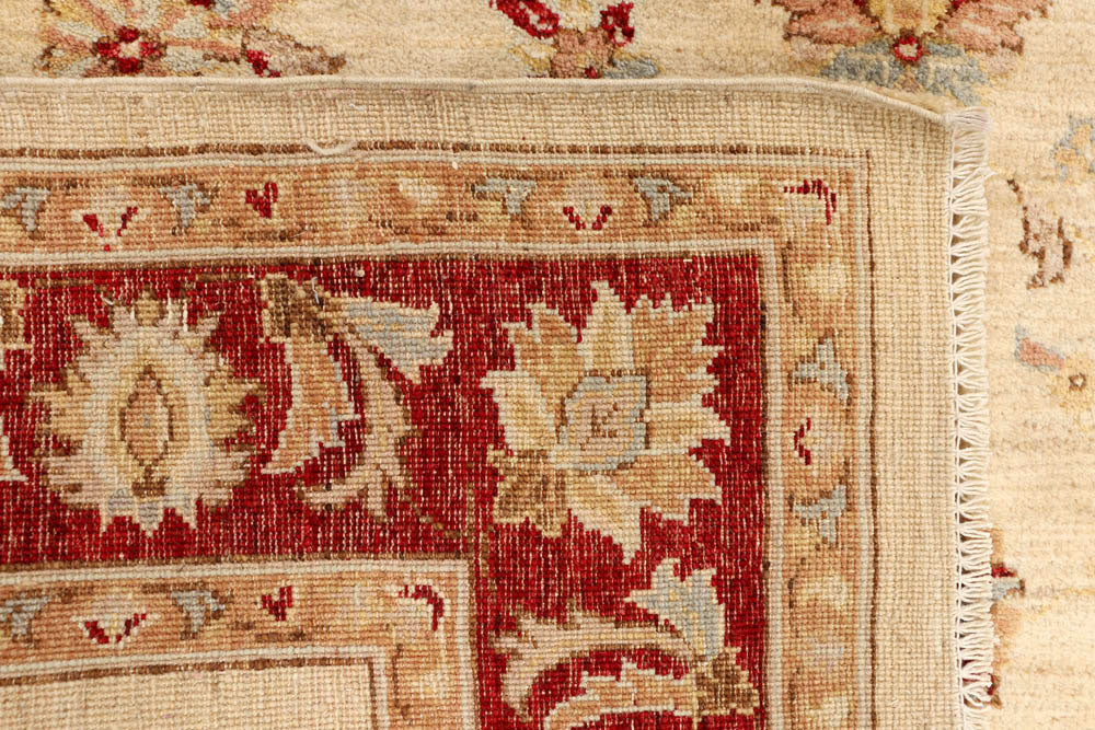 Bisque Ziegler 5' 7 x 8' 1 - No. 48342 - ALRUG Rug Store