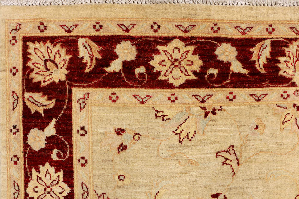 Bisque Ziegler 5' x 8' 2 - No. 48343 - ALRUG Rug Store