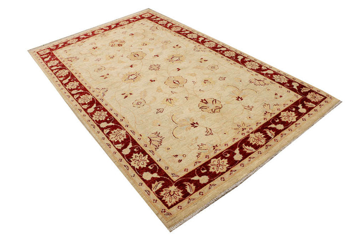 Bisque Ziegler 5' x 8' 2 - No. 48343 - ALRUG Rug Store