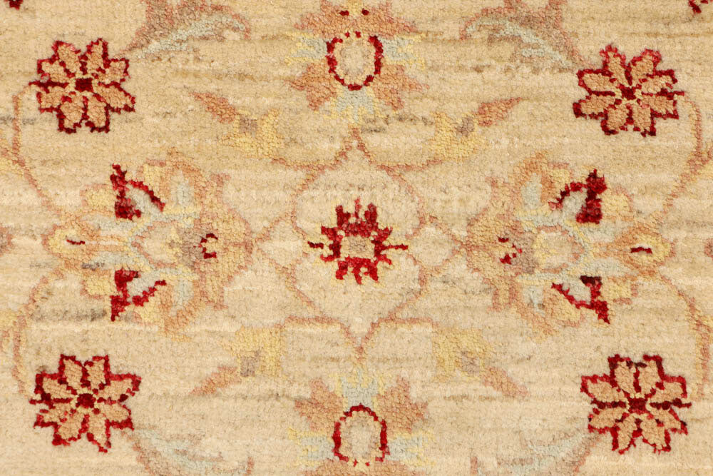 Navajo White Ziegler 2' 7 x 10' - No. 48355 - ALRUG Rug Store
