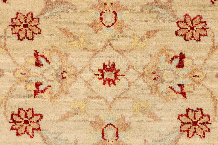 Navajo White Ziegler 2' 7 x 10' - No. 48355 - ALRUG Rug Store