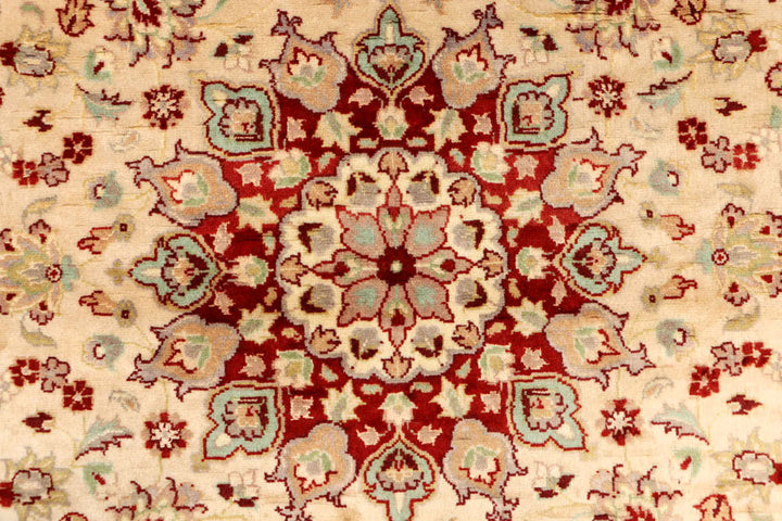 Wheat Kashan 4' 1 x 4' 1 - No. 48400 - ALRUG Rug Store