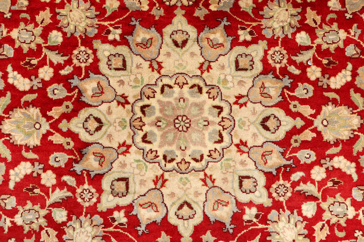 Firebrick Kashan 4' x 4' 2 - No. 48401 - ALRUG Rug Store