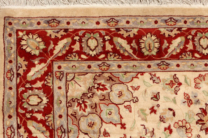 Bisque Kashan 4' x 4' 2 - No. 48407 - ALRUG Rug Store