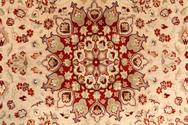 Bisque Kashan 4' x 4' 2 - No. 48407 - ALRUG Rug Store