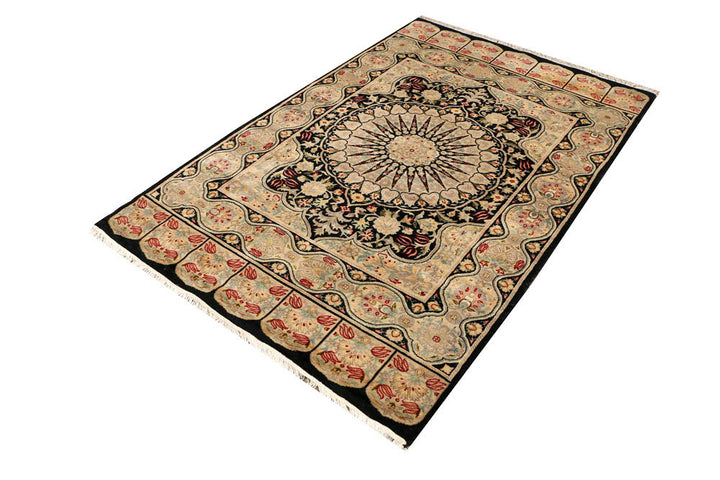 Black Kirman 4' 1 x 6' 3 - No. 48408 - ALRUG Rug Store