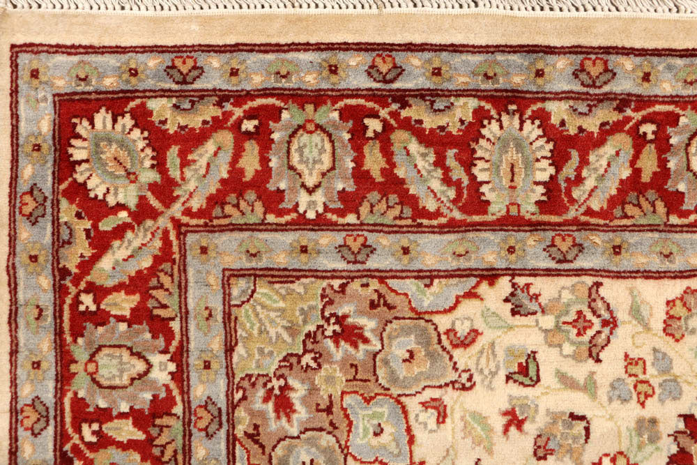 Bisque Kashan 3' 7 x 3' 8 - No. 48409 - ALRUG Rug Store