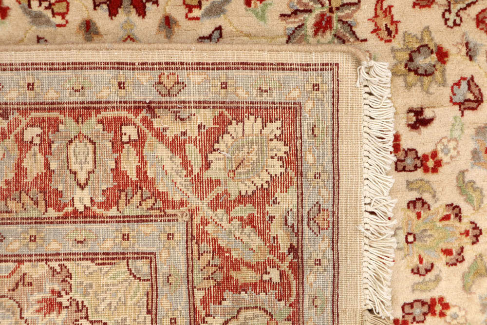 Bisque Kashan 3' 7 x 3' 8 - No. 48409 - ALRUG Rug Store