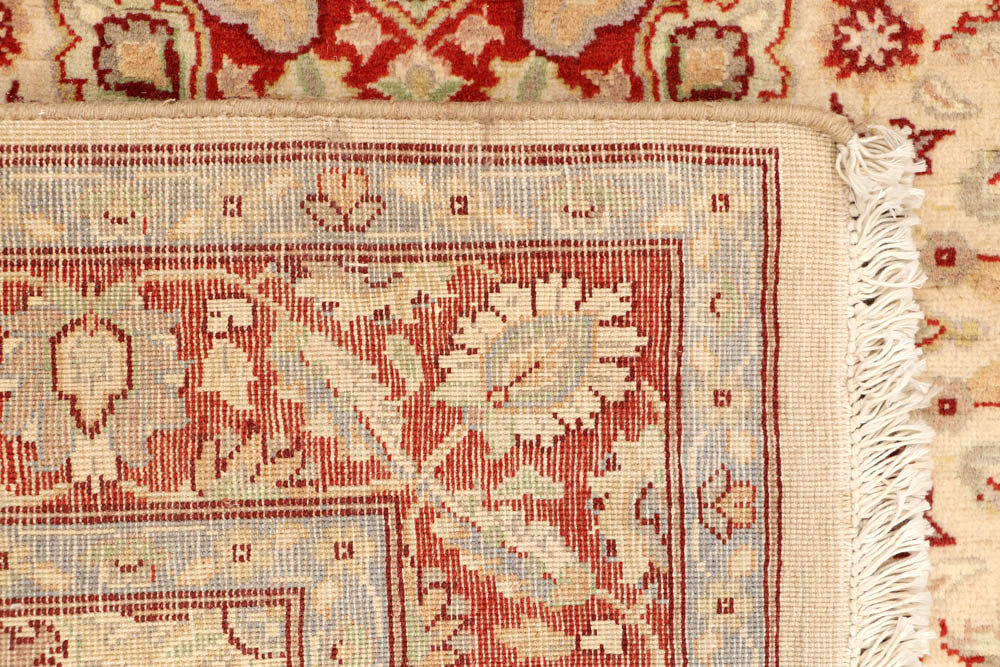 Bisque Kashan 3' 7 x 3' 10 - No. 48410 - ALRUG Rug Store