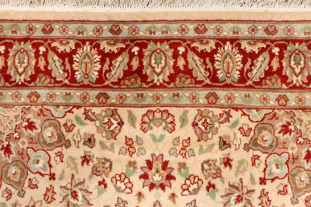 Bisque Kashan 3' 7 x 3' 9 - No. 48412 - ALRUG Rug Store