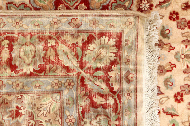 Bisque Kashan 3' 7 x 3' 9 - No. 48412 - ALRUG Rug Store