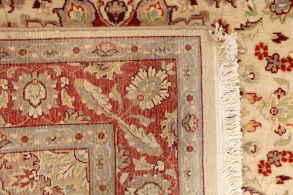 Bisque Kashan 4' x 4' 2 - No. 48423 - ALRUG Rug Store