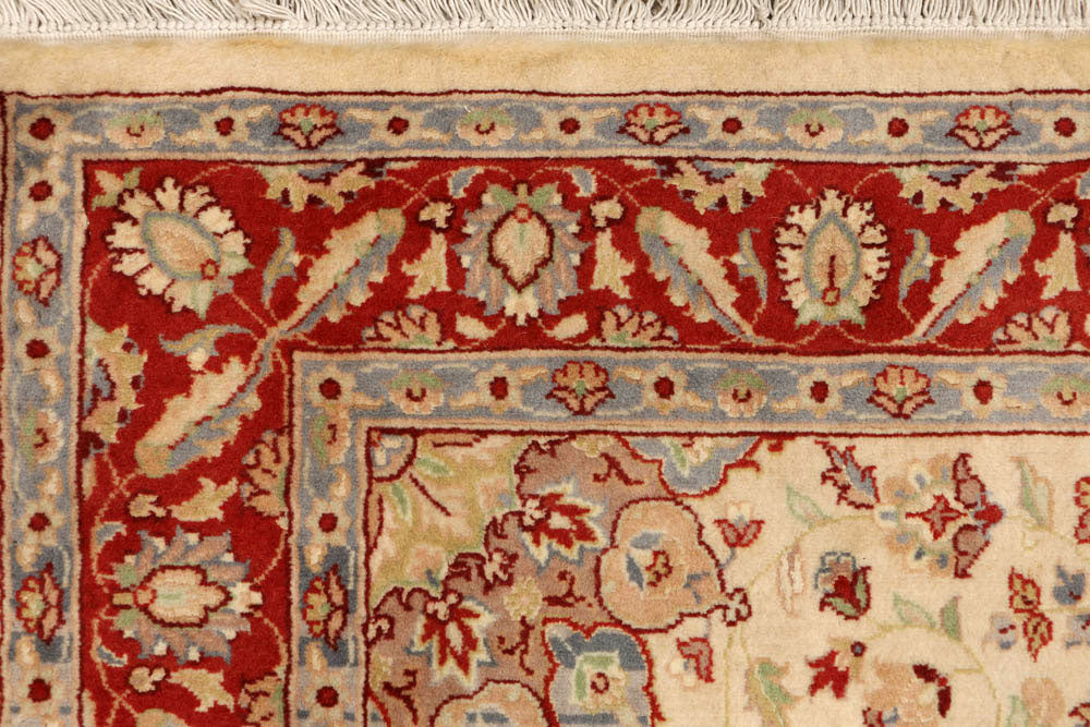 Bisque Kashan 4' 1 x 4' 4 - No. 48424 - ALRUG Rug Store