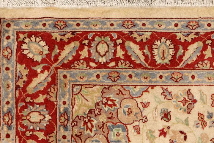 Bisque Kashan 4' 1 x 4' 4 - No. 48424 - ALRUG Rug Store