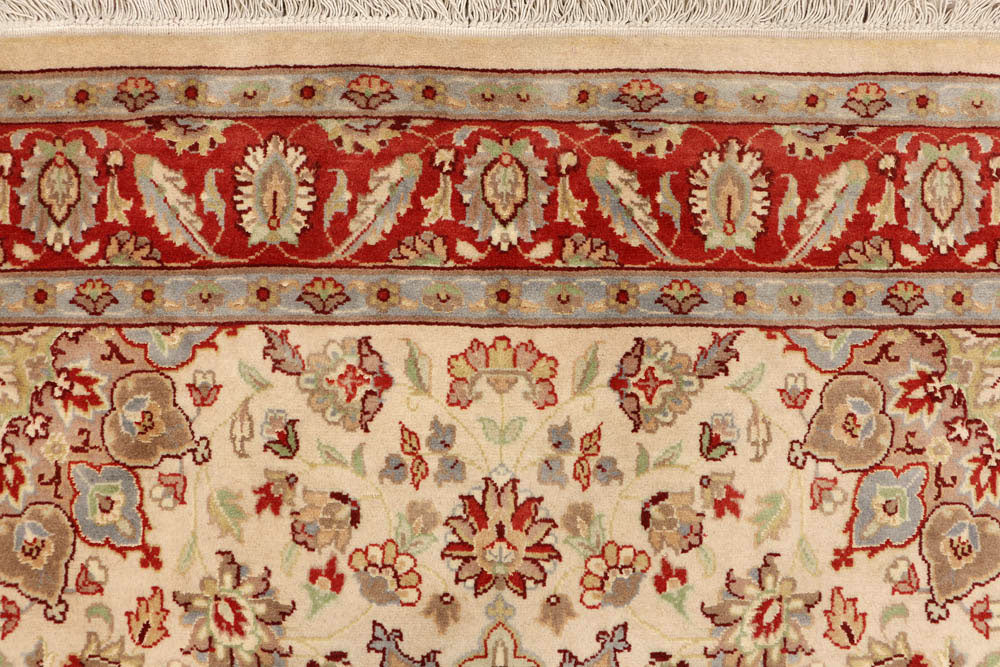 Bisque Kashan 4' 2 x 4' 5 - No. 48425 - ALRUG Rug Store