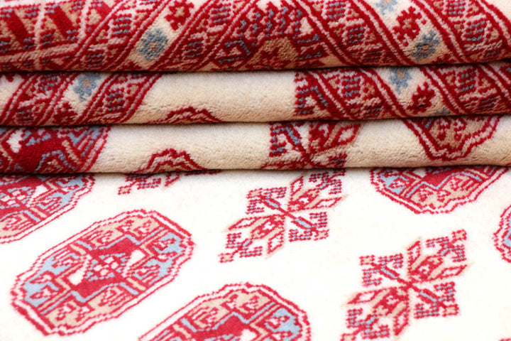 Cornsilk Bokhara 8' x 9' 10 - No. 48468 - ALRUG Rug Store