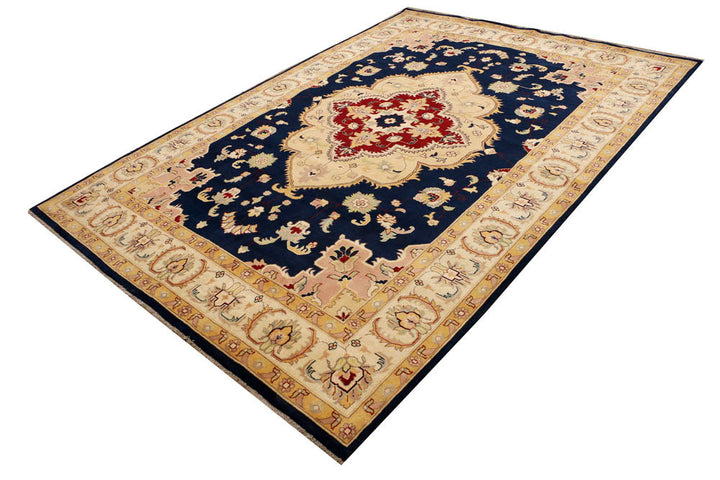Midnight Blue Isfahan 6' 8 x 9' 2 - No. 48665 - ALRUG Rug Store