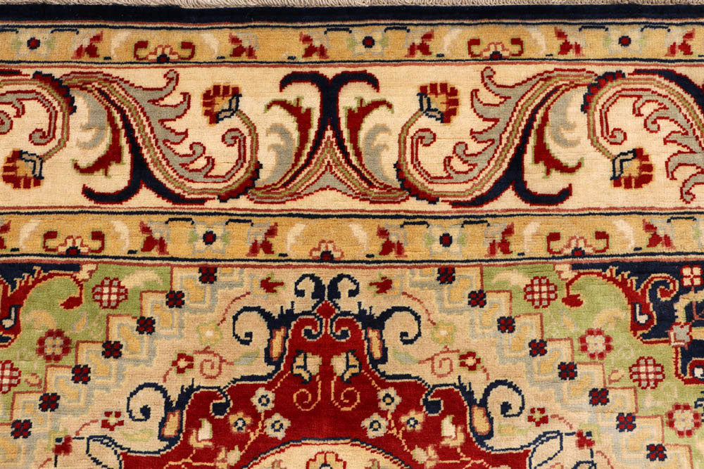 Midnight Blue Isfahan 4' 10 x 6' 8 - No. 48672 - ALRUG Rug Store