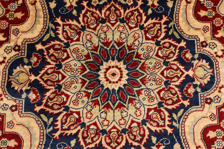 Midnight Blue Isfahan 4' 10 x 6' 8 - No. 48672 - ALRUG Rug Store