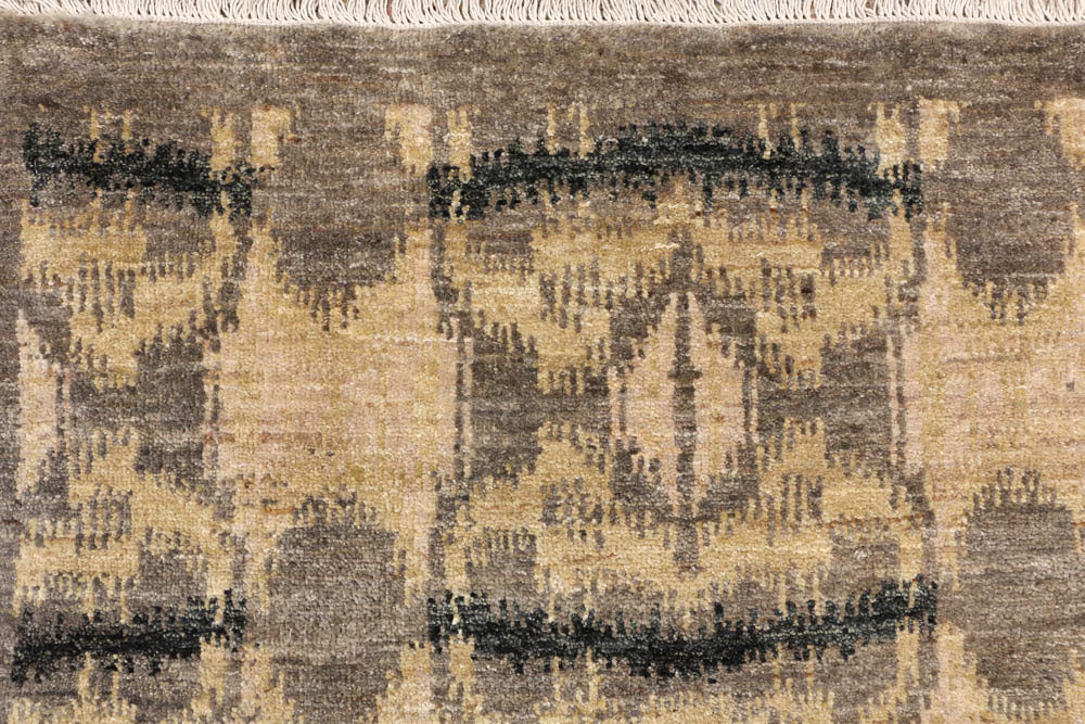 Tan Ikat 6' 4 x 9' 10 - No. 48678 - ALRUG Rug Store