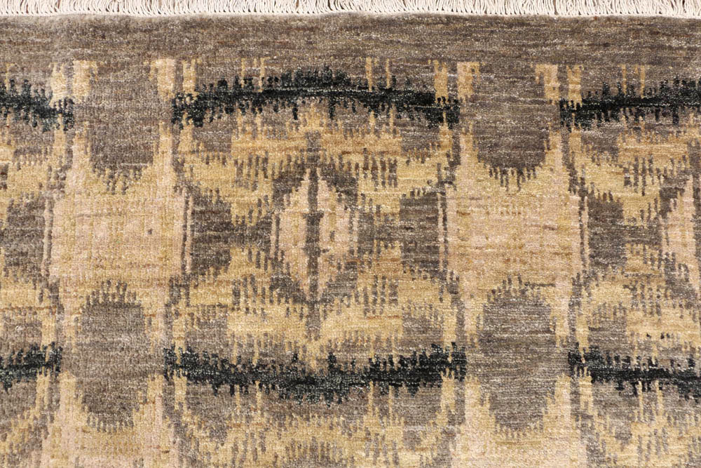 Tan Ikat 6' 4 x 9' 10 - No. 48678 - ALRUG Rug Store