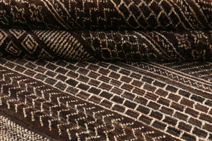 Saddle Brown Gabbeh 4' x 6' - No. 48690 - ALRUG Rug Store