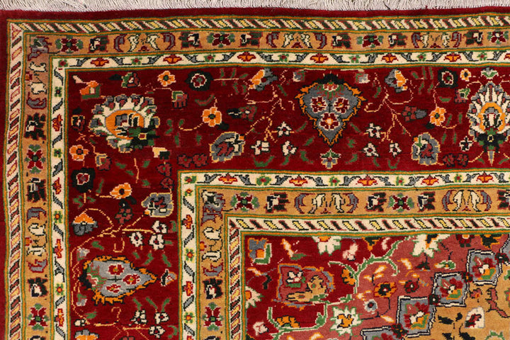 Black Kashan 6' 8 x 9' 9 - No. 48705 - ALRUG Rug Store