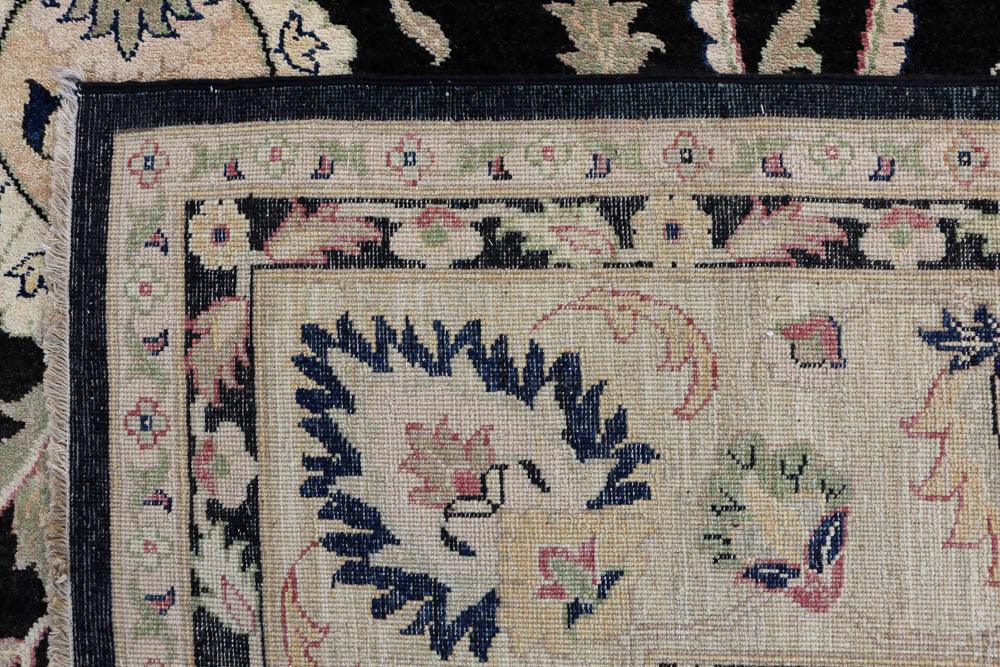 Black Ziegler 9' 10 x 13' 11 - No. 48707 - ALRUG Rug Store