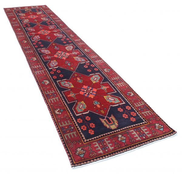 Hamadan 3’ 3″ x 13’ 1″ - No. AV98037