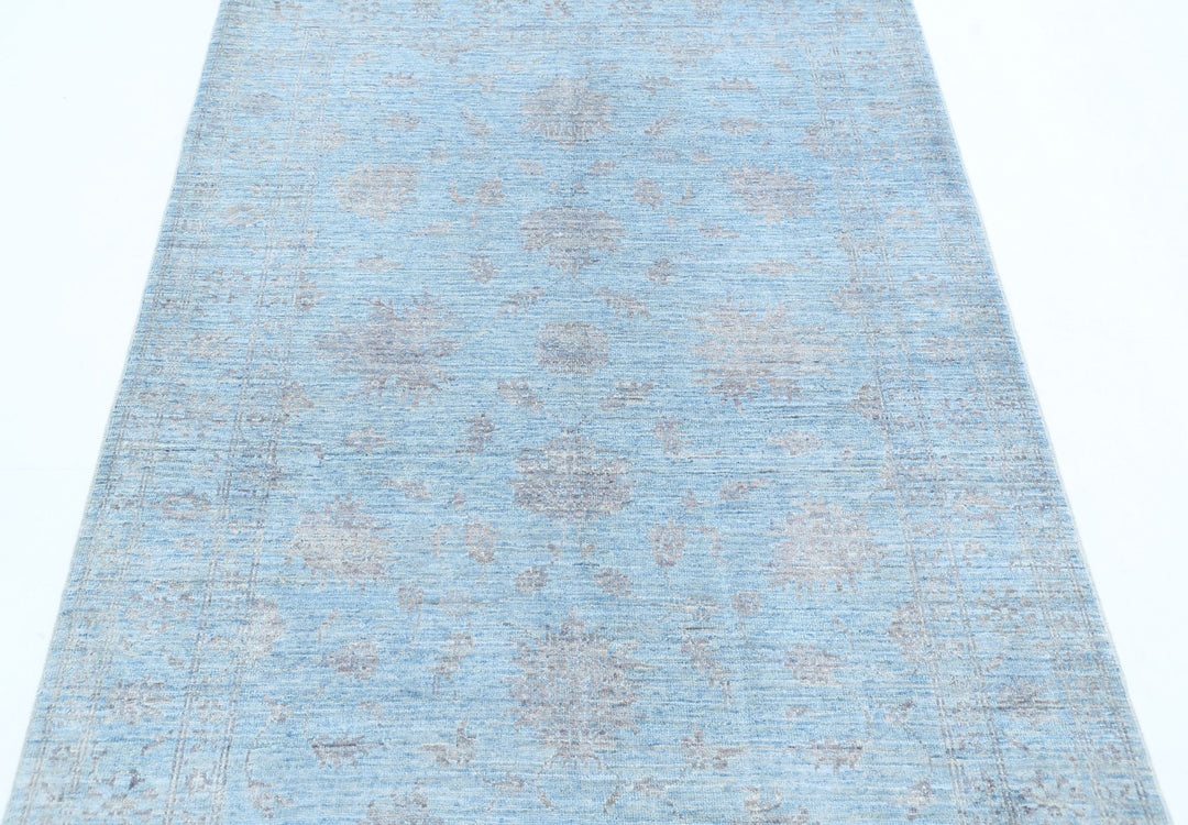 Hand Knotted Serenity Wool Rug 4' 1" x 5' 8" - No. AT43712