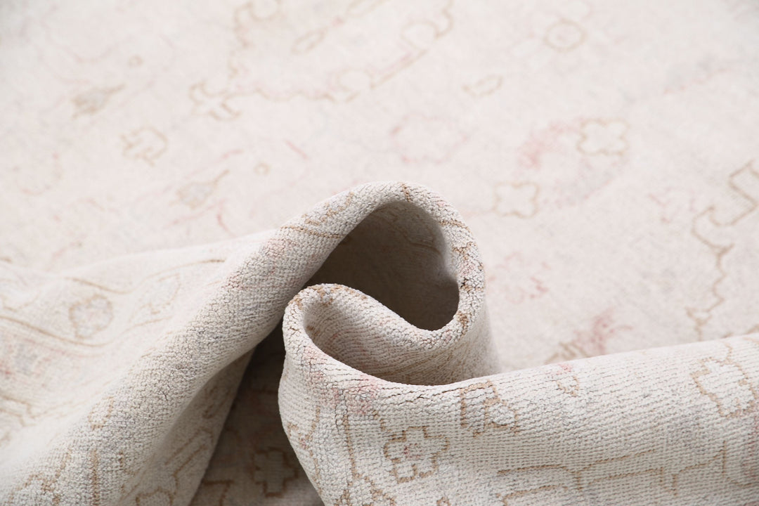 Hand Knotted Serenity Wool Rug 7' 10" x 9' 8" - No. AT60699