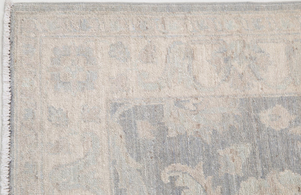 Hand Knotted Serenity Wool Rug 2' 7" x 8' 4" - No. AT99867