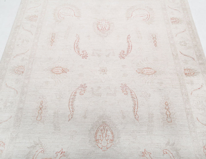Hand Knotted Serenity Wool Rug 4' 11" x 7' 0" - No. AT72535