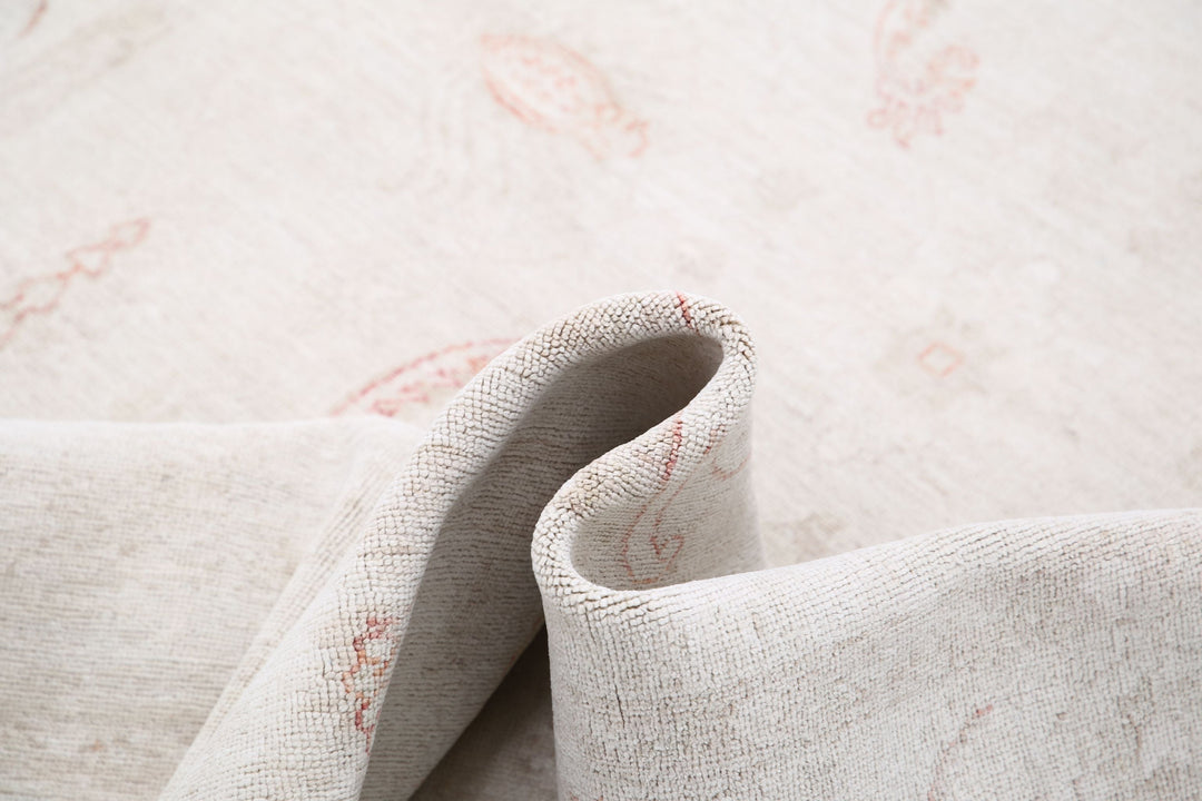 Hand Knotted Serenity Wool Rug 4' 11" x 7' 0" - No. AT72535