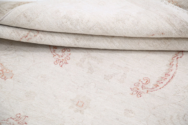 Hand Knotted Serenity Wool Rug 4' 11" x 7' 0" - No. AT72535