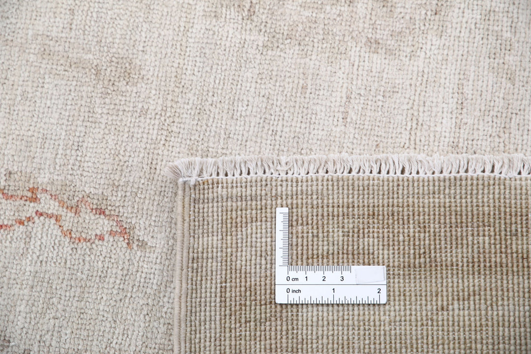 Hand Knotted Serenity Wool Rug 4' 11" x 7' 0" - No. AT72535