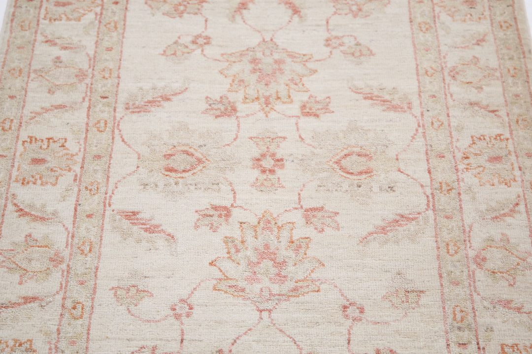 Hand Knotted Serenity Wool Rug 2' 7" x 3' 9" - No. AT98370