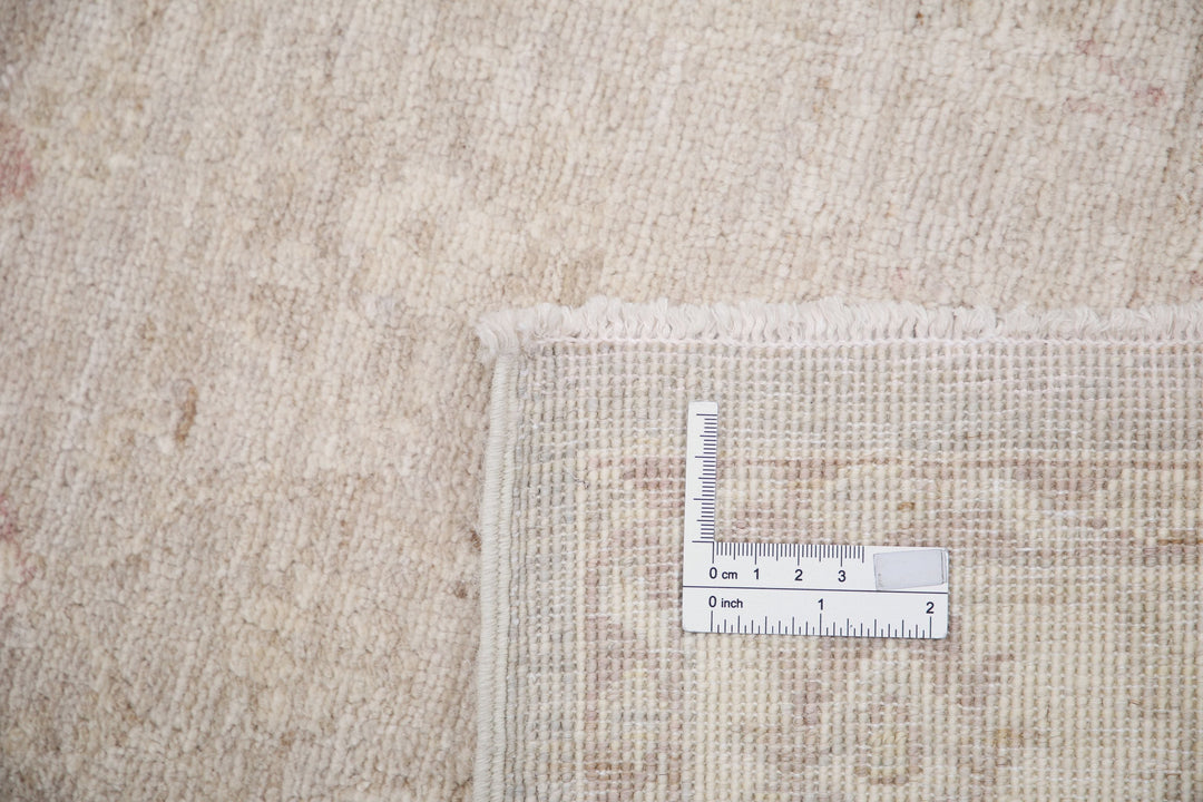 Hand Knotted Serenity Wool Rug 2' 7" x 3' 11" - No. AT72138