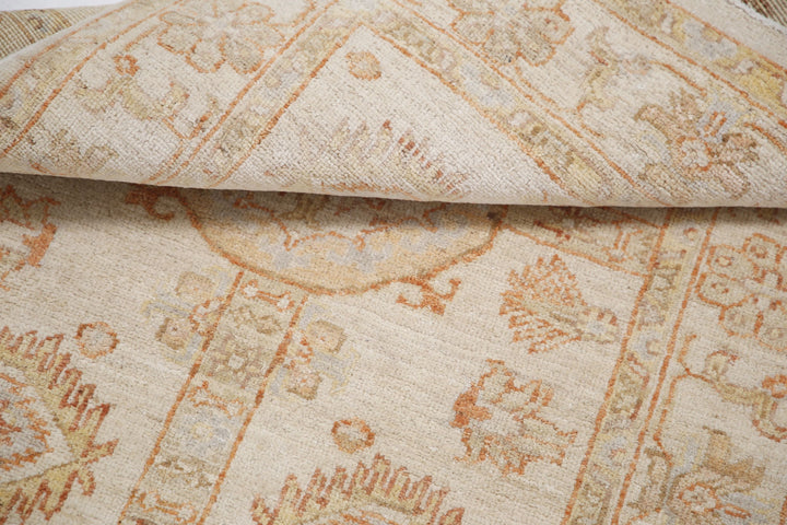 Hand Knotted Serenity Wool Rug 2' 7" x 3' 7" - No. AT33826