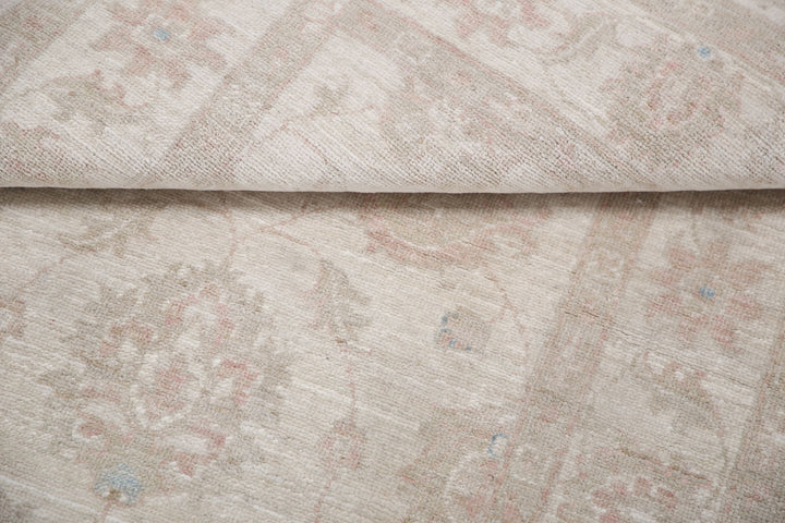 Hand Knotted Serenity Wool Rug 2' 9" x 3' 11" - No. AT82341