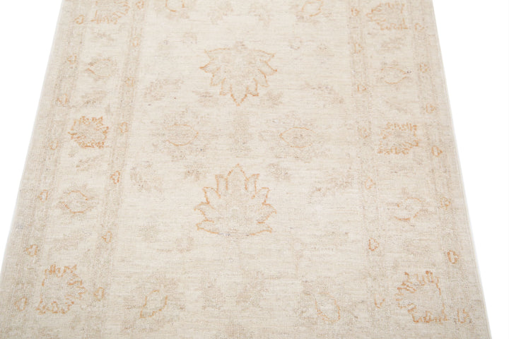 Hand Knotted Serenity Wool Rug 2' 8" x 4' 0" - No. AT65933