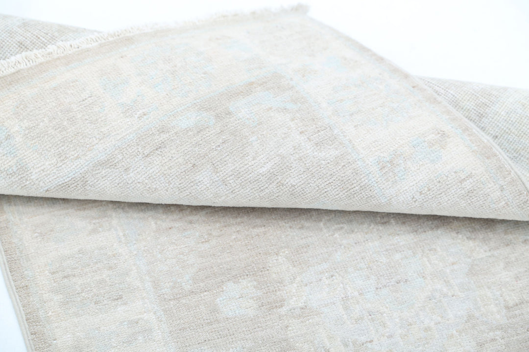 Hand Knotted Serenity Wool Rug 2' 2" x 3' 2" - No. AT24892