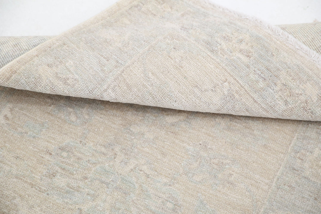 Hand Knotted Serenity Wool Rug 2' 3" x 2' 9" - No. AT89937