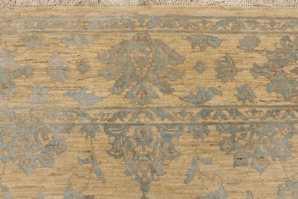 Navajo White Ziegler 5' 10 x 8' 10 - No. 52284 - ALRUG Rug Store