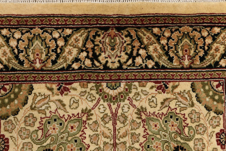 Cornsilk Mahal 2' 6 x 4' 2 - No. 52288 - ALRUG Rug Store
