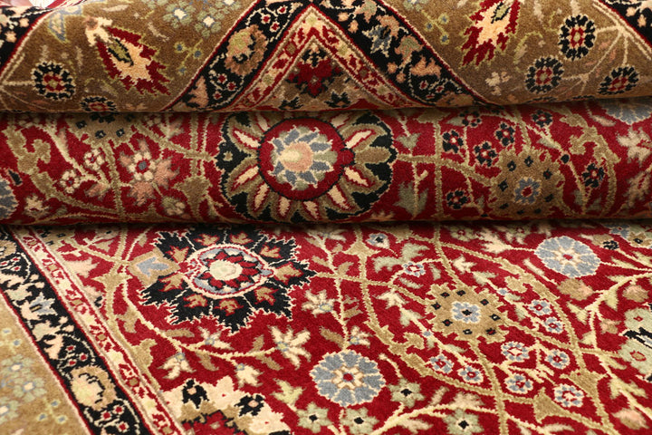 Firebrick Sultanabad 4' 2 x 6' 2 - No. 52305 - ALRUG Rug Store