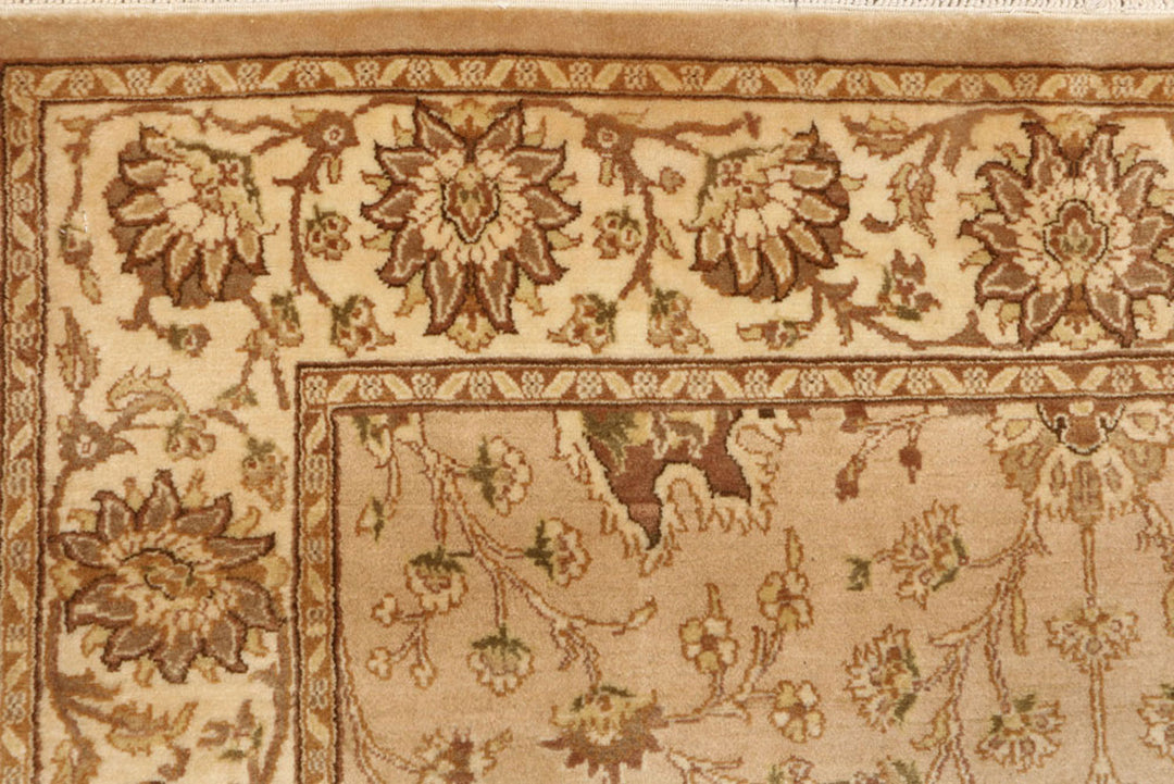 Tan Mahal 4'  1" x 6'  1" - No. QA10392