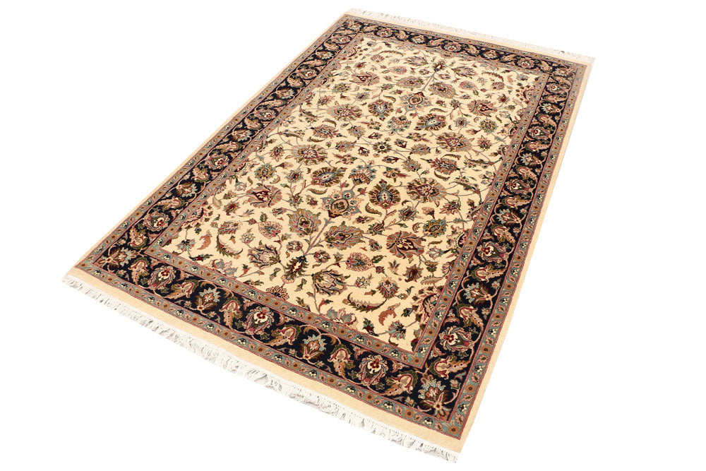 Cornsilk Mahal 4' x 6' 2 - No. 52319 - ALRUG Rug Store
