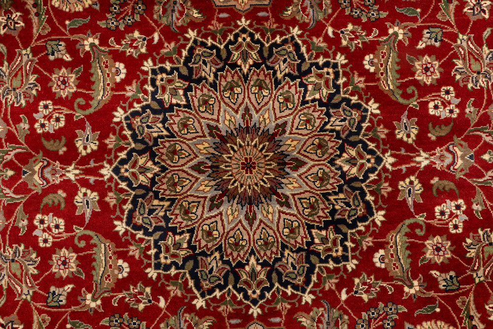 Firebrick Kashan 4' 1 x 6' 1 - No. 52324 - ALRUG Rug Store